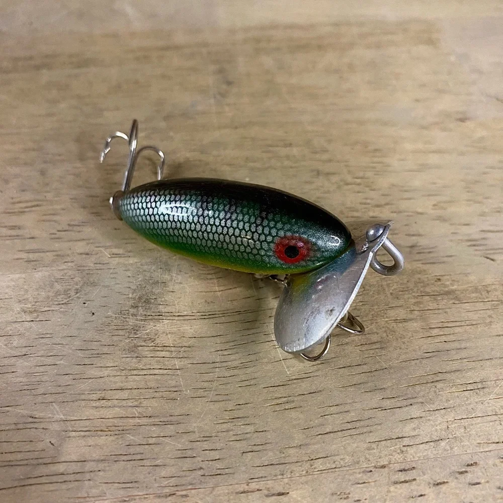 Vintage Jitterbug Style Lure 2.5” Topwater with 2‎ Treble Hooks